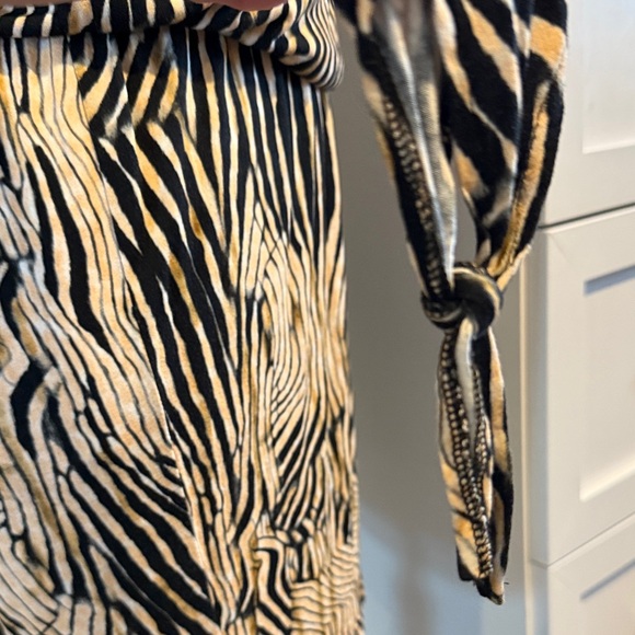 Zebra Patterned Mini Dress - Picture 3 of 6